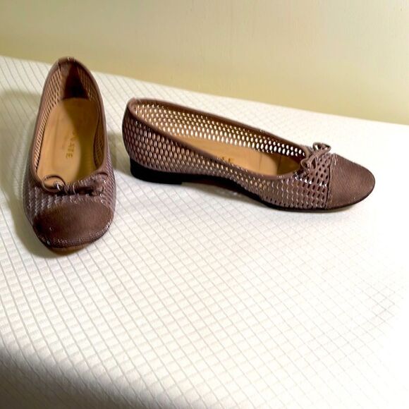 Brunate Tan Perforated Flats  @C - Picture 1 of 7